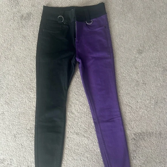 Hot Topic Black and Purple Skinny Jeans - Picture 1 of 5